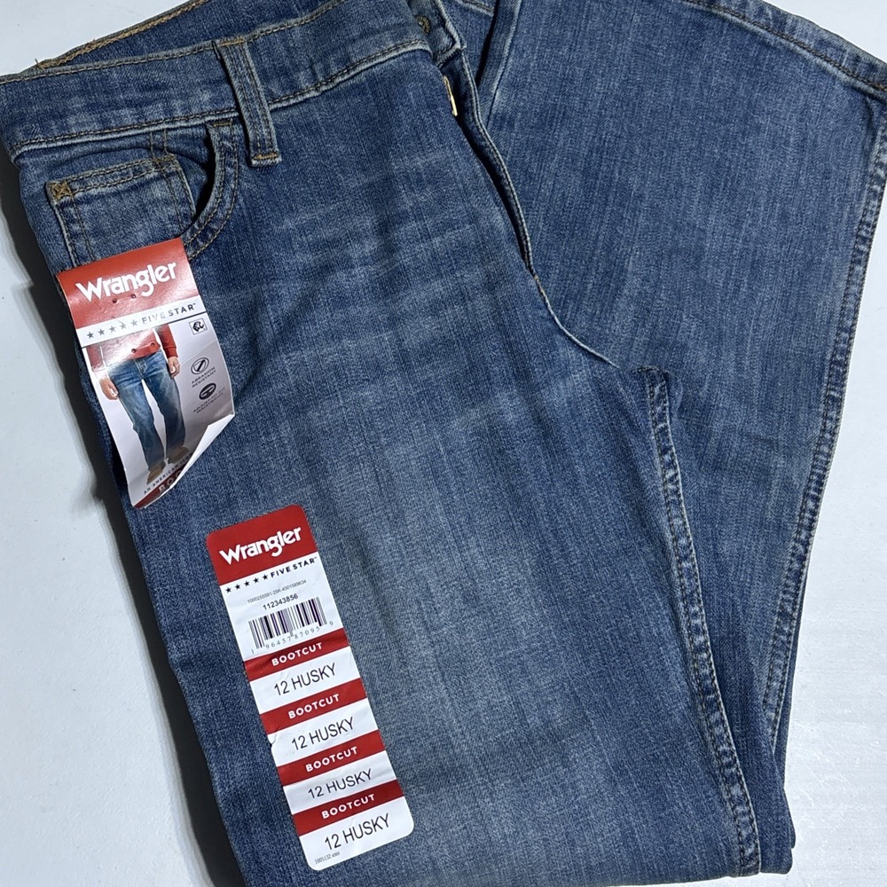 NWT Wrangler Boys Jeans Sz 12 Husky Boot Cut Red 5 Star Adjust to Fit Waist Pant